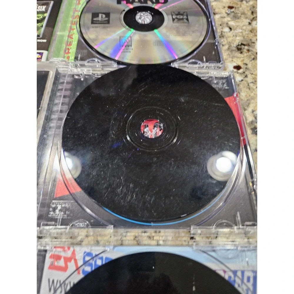 Lot of 4 Sony PlayStation 1 PS1 Games Die Hard Virtual Kasporav